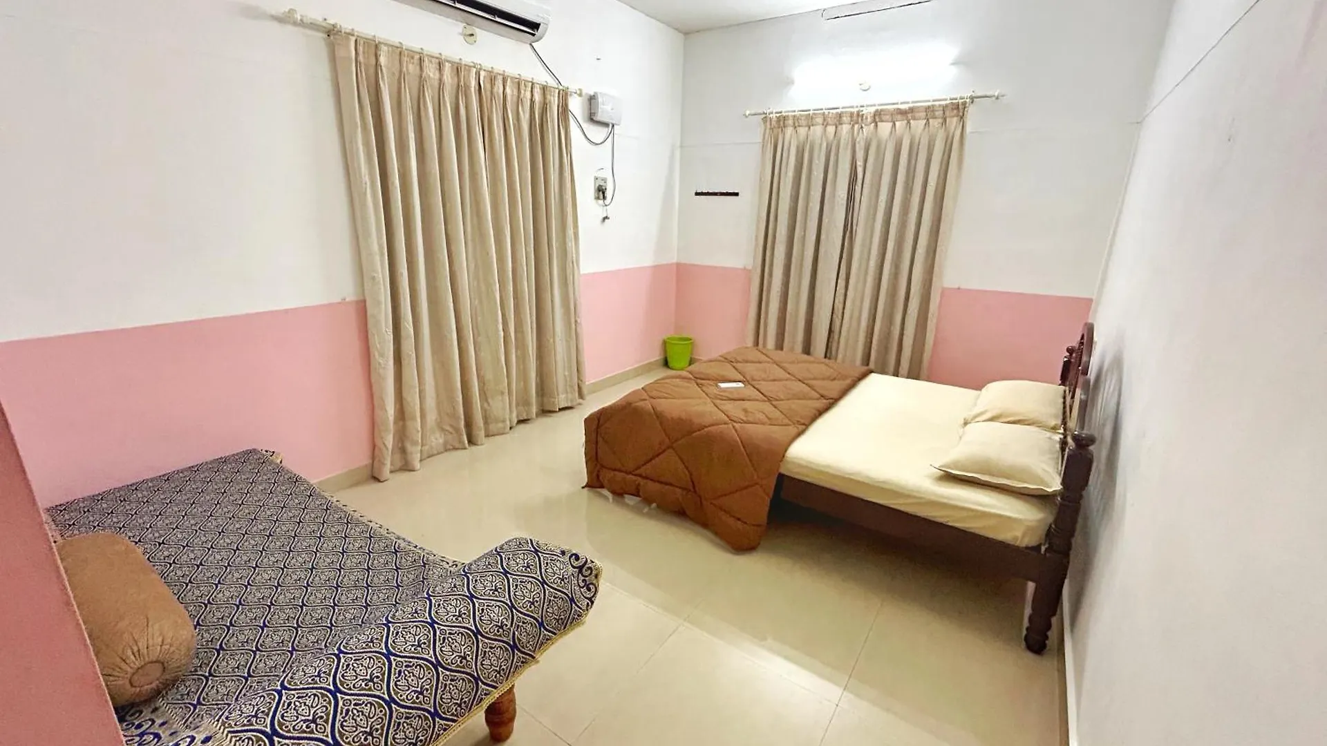 La Casa Trivandrum 4 Bhk Ac Luxury Villa At City Centre, Just 6 Kms To Airport & 5 Min Drive To Padmanabha Swamy Temple Thiruvananthapuram