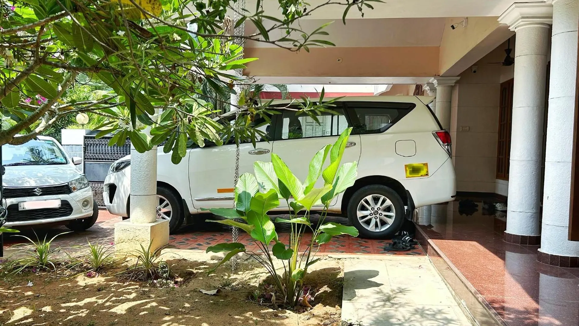 La Casa Trivandrum 4 Bhk Ac Luxury Villa At City Centre, Just 6 Kms To Airport & 5 Min Drive To Padmanabha Swamy Temple Thiruvananthapuram