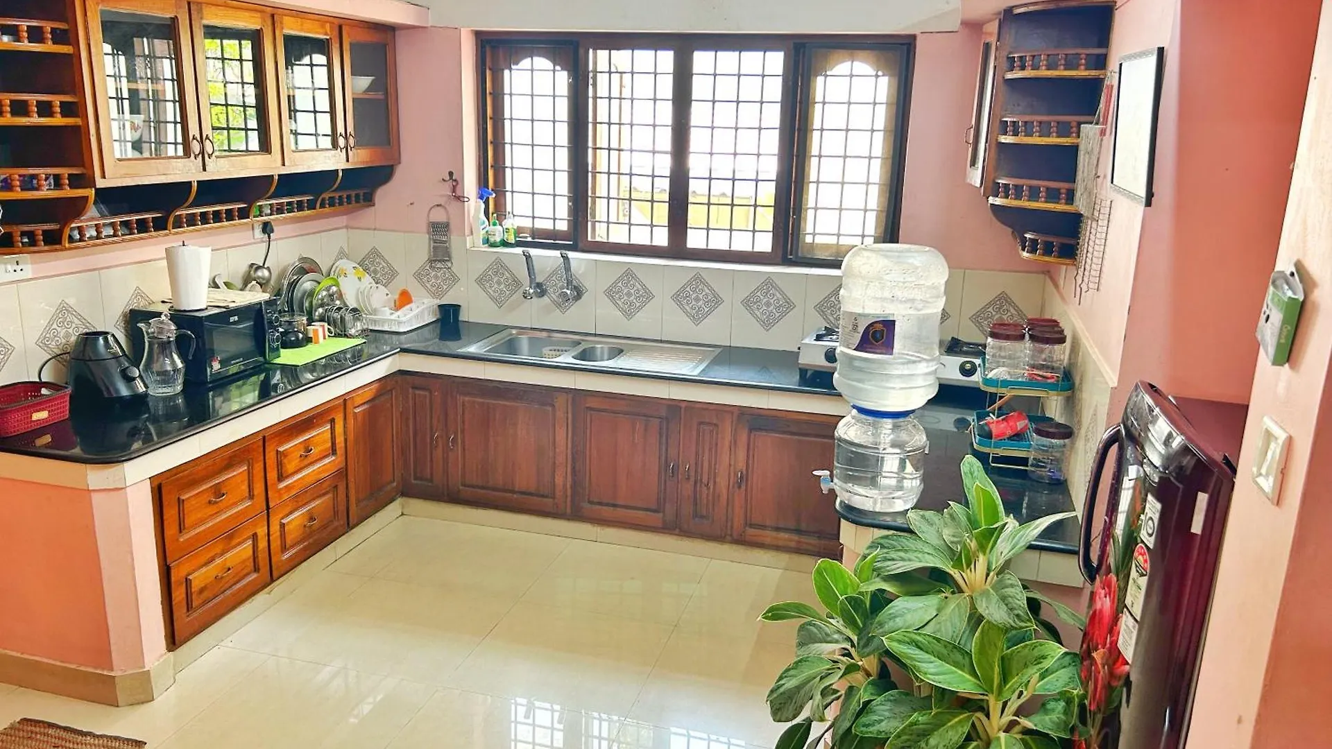 La Casa Trivandrum 4 Bhk Ac Luxury Villa At City Centre, Just 6 Kms To Airport & 5 Min Drive To Padmanabha Swamy Temple Thiruvananthapuram