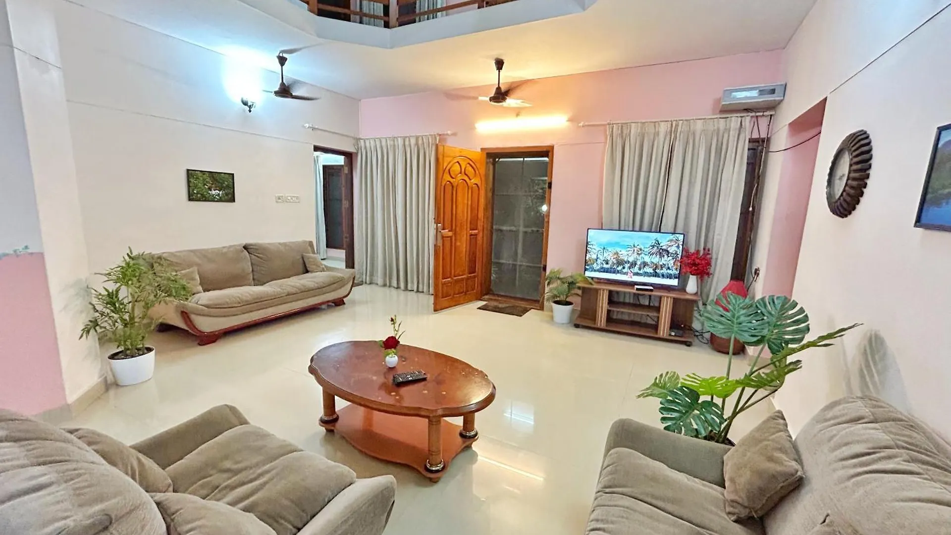 La Casa Trivandrum 4 Bhk Ac Luxury Villa At City Centre, Just 6 Kms To Airport & 5 Min Drive To Padmanabha Swamy Temple Thiruvananthapuram 0*,  India