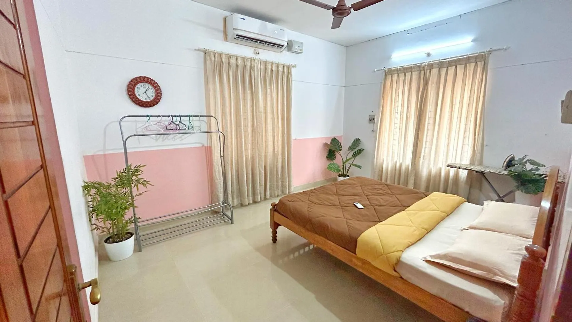 La Casa Trivandrum 4 Bhk Ac Luxury Villa At City Centre, Just 5 Kms From Airport & 3 Kms To Trivandrum Railway Station Thiruvananthapuram